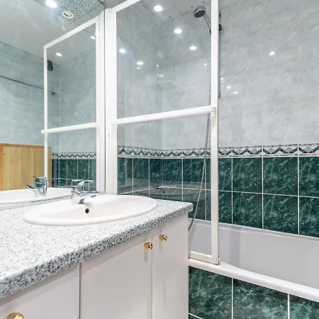 Daire Le Prariond - Val Claret-4 By Interhome Tignes
