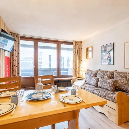 Apartment Le Prariond - Val Claret-4 By Interhome